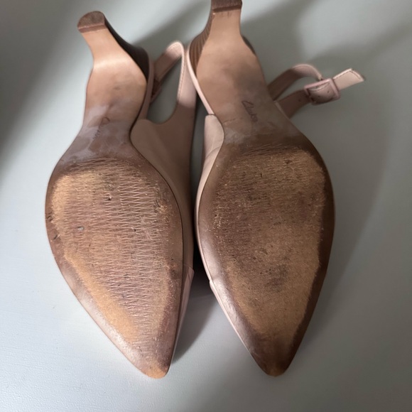 Clarks Women's Cream Slingback Heels - Picture 4 of 4